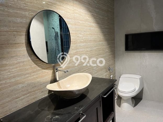 Hunian Modern dengan LT 270m2 & LB 480m2 Disewakan di Sanur Hunian Modern dengan LT 270m2 & LB 480m2 Disewakan di Sanur