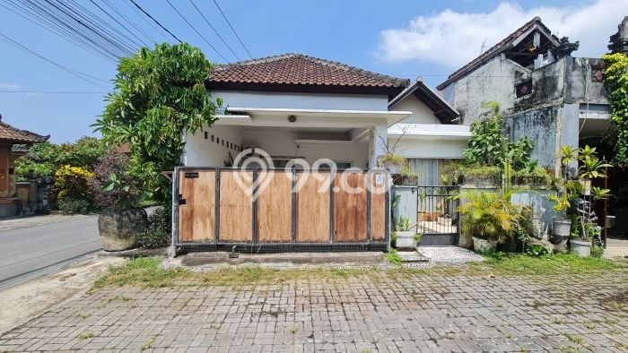 Rumah Modern 2 KT LT 128m2 di Tibubeneng Rumah Modern 2 KT LT 128m2 di Tibubeneng