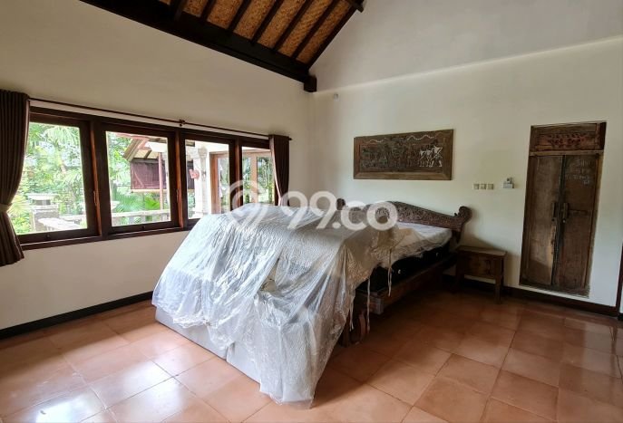 Kesempatan Langka! Vila di Kuta Selatan, Luas 918m2m², Lokasi Premium dekat dengan berbagai kebutuhan Kesempatan Langka! Vila di Kuta Selatan, Luas 918m2m², Lokasi Premium dekat dengan berbagai kebutuhan