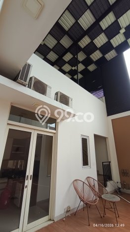 Disewakan! Rumah 4 Kamar Tidur &
2 Kamar Mandi di Gading Serpong, Tangerang Disewakan! Rumah 4 Kamar Tidur &
2 Kamar Mandi di Gading Serpong, Tangerang