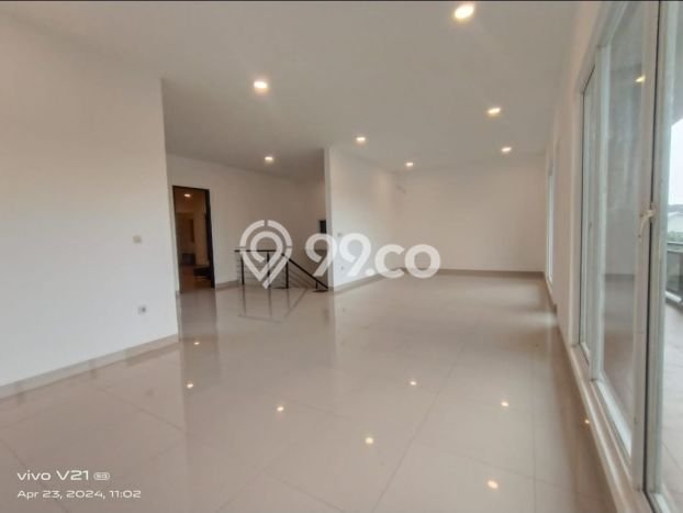 For Sale! Luxury House LT 200m2 Desain Elegan di Alam Sutera For Sale! Luxury House LT 200m2 Desain Elegan di Alam Sutera