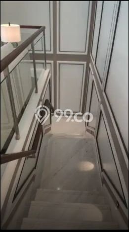 Jual Rumah Mewah Megah Dengan View Cantik di Gading Serpong, Tangerang Jual Rumah Mewah Megah Dengan View Cantik di Gading Serpong, Tangerang