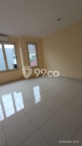 Dijual Rumah Luas Megah Dengan View Eksklusif di Alam Sutera, Tangerang Dijual Rumah Luas Megah Dengan View Eksklusif di Alam Sutera, Tangerang