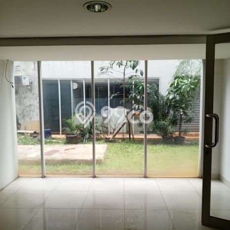 Komersial Bagus Dijual LB 637m2 Lokasi Strategis Tangerang Area Cocok untuk Bisnis Komersial Bagus Dijual LB 637m2 Lokasi Strategis Tangerang Area Cocok untuk Bisnis