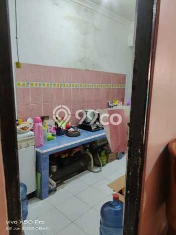 Jual Rumah Bagus Siap Huni LB 176m2 di Cipondoh, Tangerang Jual Rumah Bagus Siap Huni LB 176m2 di Cipondoh, Tangerang
