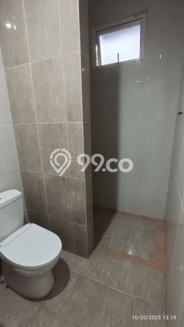 Dijual Rumah Luas Megah Dengan View Eksklusif di Alam Sutera, Tangerang Dijual Rumah Luas Megah Dengan View Eksklusif di Alam Sutera, Tangerang
