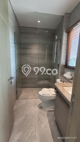 Rumah Elit Modern Siap Huni di BSD City Tangerang Rumah Elit Modern Siap Huni di BSD City Tangerang