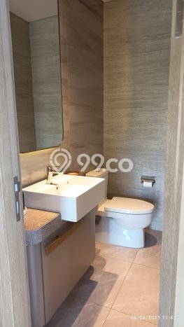 Rumah Elit Modern Siap Huni di BSD City Tangerang Rumah Elit Modern Siap Huni di BSD City Tangerang