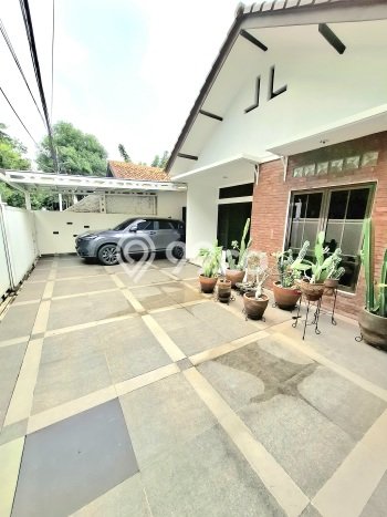 Dijual Hunian Mewah dengan Fasilitas Sekitar Komplit di Kebayoran Baru, Jakarta Selatan Dijual Hunian Mewah dengan Fasilitas Sekitar Komplit di Kebayoran Baru, Jakarta Selatan