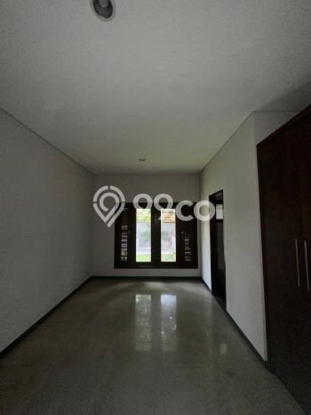Sewa Rumah Modern di Kebayoran Baru Harga Rp 750 Juta/ Tahun Sewa Rumah Modern di Kebayoran Baru Harga Rp 750 Juta/ Tahun