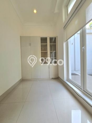 Rumah Modern Disewakan di Kemang Jakarta Selatan Lokasi Sangat Strategis Rumah Modern Disewakan di Kemang Jakarta Selatan Lokasi Sangat Strategis