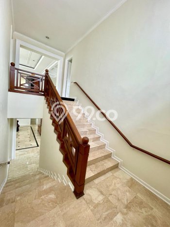 Rumah Luxury Modern Siap Huni di Pondok Indah Jakarta Selatan Rumah Luxury Modern Siap Huni di Pondok Indah Jakarta Selatan