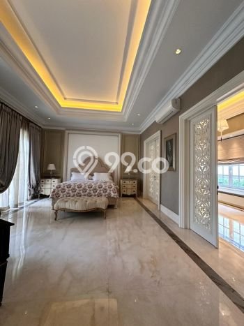 Dijual Rumah Mewah Elegan Dengan View Eksklusif di Pondok Labu, Jakarta Selatan Dijual Rumah Mewah Elegan Dengan View Eksklusif di Pondok Labu, Jakarta Selatan