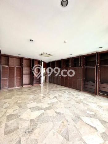 Disewakan Rumah Bagus di Kebayoran Baru Harga Rp 1,2 Miliar/ Tahun Disewakan Rumah Bagus di Kebayoran Baru Harga Rp 1,2 Miliar/ Tahun