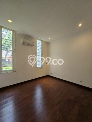 Dijual Rumah Luas Megah Dengan View Cantik di Pondok Indah, Jakarta Selatan Dijual Rumah Luas Megah Dengan View Cantik di Pondok Indah, Jakarta Selatan