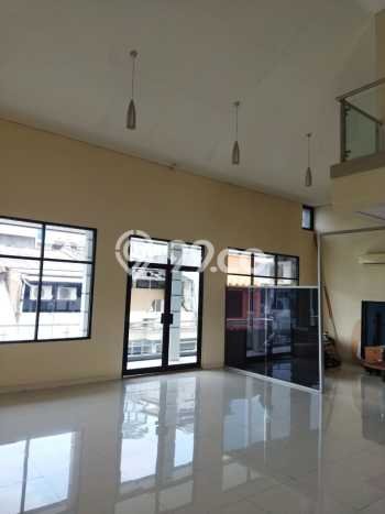 Ruko Dijual di Kebayoran Baru Jakarta Selatan dengan LB 135m2 Ruko Dijual di Kebayoran Baru Jakarta Selatan dengan LB 135m2
