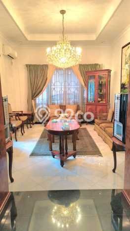 Siap Huni Rumah Mewah 4 Kamar di Kebayoran Baru Dekat ke Mana Saja Siap Huni Rumah Mewah 4 Kamar di Kebayoran Baru Dekat ke Mana Saja