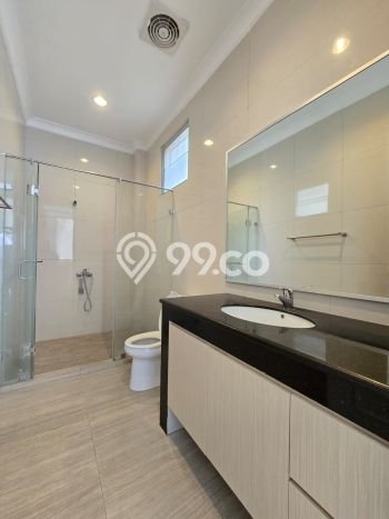 Rumah Modern Disewakan di Kemang Jakarta Selatan Lokasi Sangat Strategis Rumah Modern Disewakan di Kemang Jakarta Selatan Lokasi Sangat Strategis