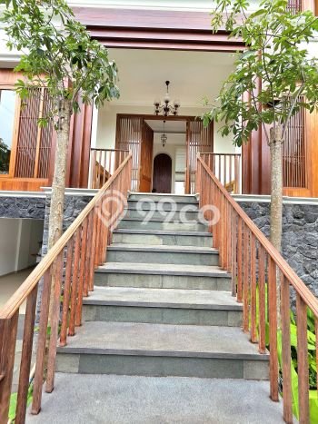 Rumah Elit Modern Tanpa Renovasi di Kemang Jakarta Selatan Rumah Elit Modern Tanpa Renovasi di Kemang Jakarta Selatan