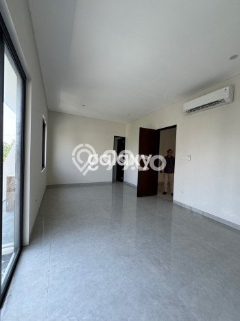Hunian Mewah Dijual LT 252m2 di Waru, Sidoarjo Hunian Mewah Dijual LT 252m2 di Waru, Sidoarjo
