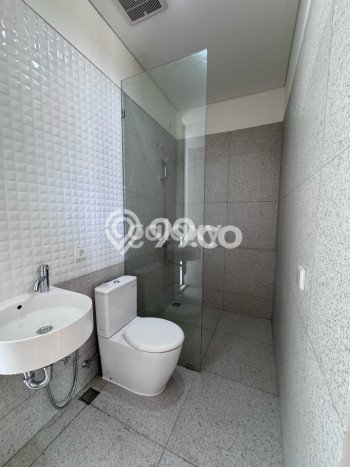 Lokasi strategis! Rumah siap huni disewakan di Sedati LB 130m2 Lokasi strategis! Rumah siap huni disewakan di Sedati LB 130m2
