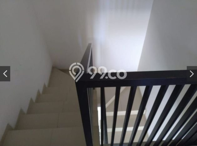Rumah Terawat di Gayungan, Surabaya, Luas 191m² Bangunan 191m² HARGA MENARIK! Rumah Terawat di Gayungan, Surabaya, Luas 191m² Bangunan 191m² HARGA MENARIK!