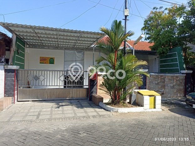 Rumah Strategis Minimalis Lb 180m2 di Rungkut, Surabaya Rumah Strategis Minimalis Lb 180m2 di Rungkut, Surabaya