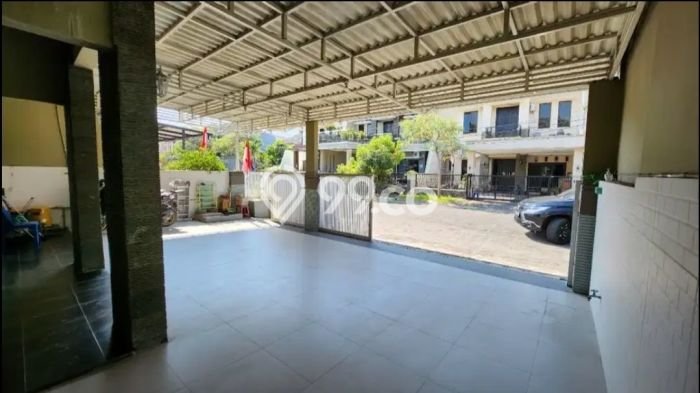 Rumah Eksklusif Dijual LT 180m2 di Waru, Sidoarjo Rumah Eksklusif Dijual LT 180m2 di Waru, Sidoarjo