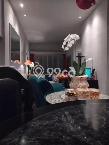 Rumah Terawat di Rungkut, Surabaya, LT 200m2m², Luas Bangunan 280m2m² Rumah Terawat di Rungkut, Surabaya, LT 200m2m², Luas Bangunan 280m2m²