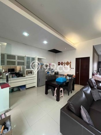 Rumah Luxury Modern Siap Huni di Sukomanunggal Surabaya Rumah Luxury Modern Siap Huni di Sukomanunggal Surabaya