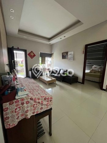Rumah Luxury Modern Siap Huni di Sukomanunggal Surabaya Rumah Luxury Modern Siap Huni di Sukomanunggal Surabaya