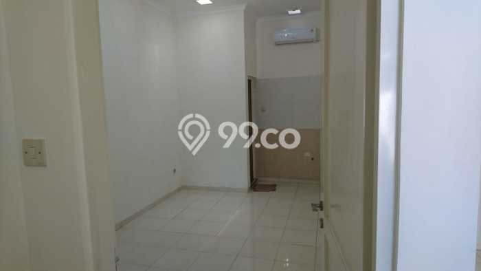 Dijual Cepat Rumah Bagus Siap Huni LB 130m2 di Rungkut, Surabaya Dijual Cepat Rumah Bagus Siap Huni LB 130m2 di Rungkut, Surabaya