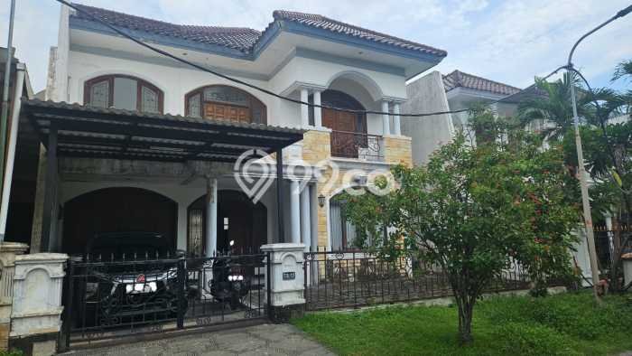 Dijual Hunian Mewah dengan Fasilitas Sekitar Komplit di Dukuh Pakis, Surabaya Dijual Hunian Mewah dengan Fasilitas Sekitar Komplit di Dukuh Pakis, Surabaya