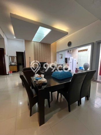 Rumah Luxury Modern Siap Huni di Sukomanunggal Surabaya Rumah Luxury Modern Siap Huni di Sukomanunggal Surabaya