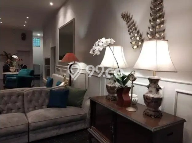 Rumah Terawat di Rungkut, Surabaya, LT 200m2m², Luas Bangunan 280m2m² Rumah Terawat di Rungkut, Surabaya, LT 200m2m², Luas Bangunan 280m2m²