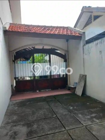 Siap Huni Hunian Elit 4 Kamar di Rungkut Dekat ke Mana Saja Siap Huni Hunian Elit 4 Kamar di Rungkut Dekat ke Mana Saja