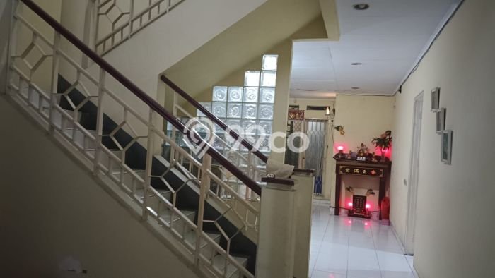 Jual Rumah Luas Elegan Dengan View Cantik di Kalideres, Jakarta Barat Jual Rumah Luas Elegan Dengan View Cantik di Kalideres, Jakarta Barat