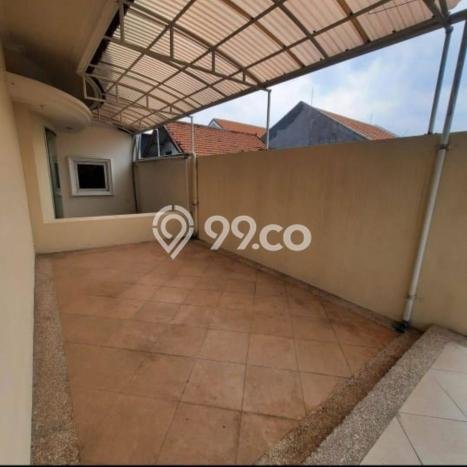 Hunian Mewah Dijual LT 210m2 di Tenggilis Mejoyo, Surabaya Hunian Mewah Dijual LT 210m2 di Tenggilis Mejoyo, Surabaya