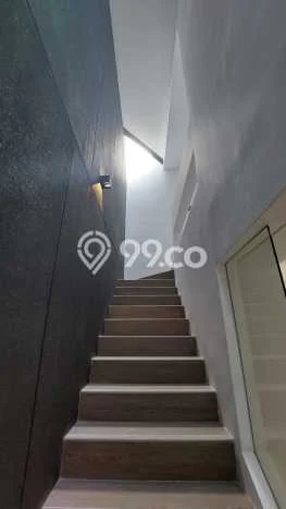 Dijual Rumah 4 Kamar Lokasi Strategis Bagus dan Strategis di Kutisari Dijual Rumah 4 Kamar Lokasi Strategis Bagus dan Strategis di Kutisari
