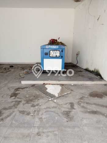 Disewakan Rumah Nyaman LT 694m2 / LB 570m2 di Diponegoro, Surabaya Disewakan Rumah Nyaman LT 694m2 / LB 570m2 di Diponegoro, Surabaya
