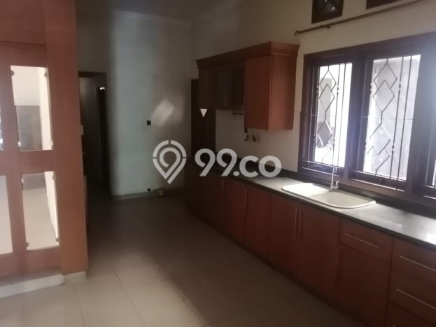 Rumah Luxury Modern Tanpa Renovasi di Margorejo Surabaya Rumah Luxury Modern Tanpa Renovasi di Margorejo Surabaya