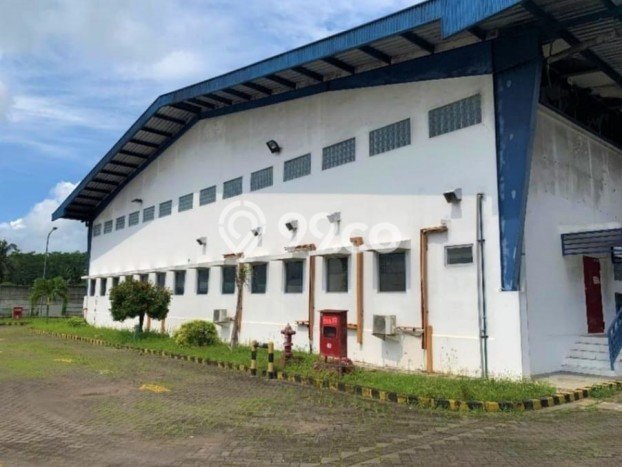 AREA TERSIBUK! Gudang Kawasan Kepanjen, Luas 12489m², Kawasan Bisnis AREA TERSIBUK! Gudang Kawasan Kepanjen, Luas 12489m², Kawasan Bisnis