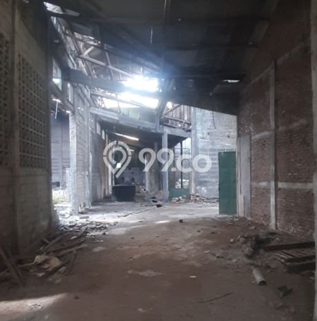Area Ramai! Gudang Dijual di Tulungagung untuk Bisnis Luas Bangunan 4334m2 Area Ramai! Gudang Dijual di Tulungagung untuk Bisnis Luas Bangunan 4334m2