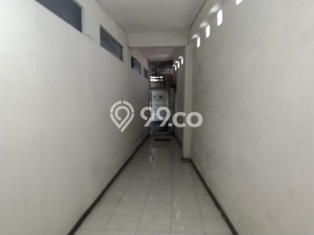 PROSPEK BAGUS! Ruko Kawasan Nginden, Luas 300m², Tingkat Keramaian Tinggi PROSPEK BAGUS! Ruko Kawasan Nginden, Luas 300m², Tingkat Keramaian Tinggi