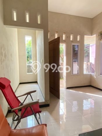 Jual Segera Rumah 2 KT 1 KM di Kawasan Komersial Blimbing, Malang Jual Segera Rumah 2 KT 1 KM di Kawasan Komersial Blimbing, Malang
