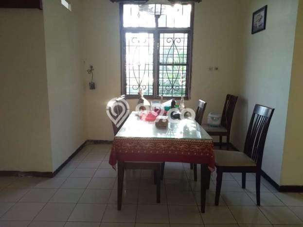 Rumah Elit LB 408m2 Siap Pakai Desain Elegan di Keputih, Surabaya Rumah Elit LB 408m2 Siap Pakai Desain Elegan di Keputih, Surabaya