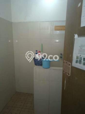 Rumah Elit LB 408m2 Siap Pakai Desain Elegan di Keputih, Surabaya Rumah Elit LB 408m2 Siap Pakai Desain Elegan di Keputih, Surabaya