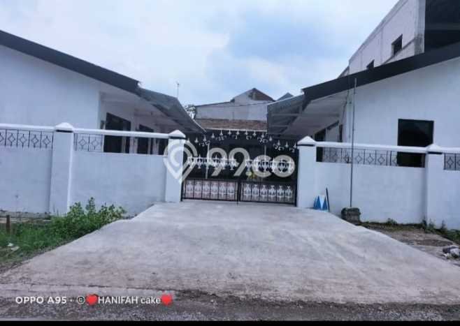 Jual Rumah Favorit Siap Huni LB 200m2 di Sidoarjo, Sidoarjo Jual Rumah Favorit Siap Huni LB 200m2 di Sidoarjo, Sidoarjo