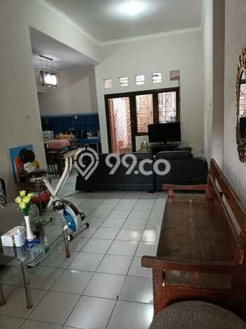 Rumah lokasi Babatan, Surabaya, LT 135m² Bangunan 120m² Rumah lokasi Babatan, Surabaya, LT 135m² Bangunan 120m²