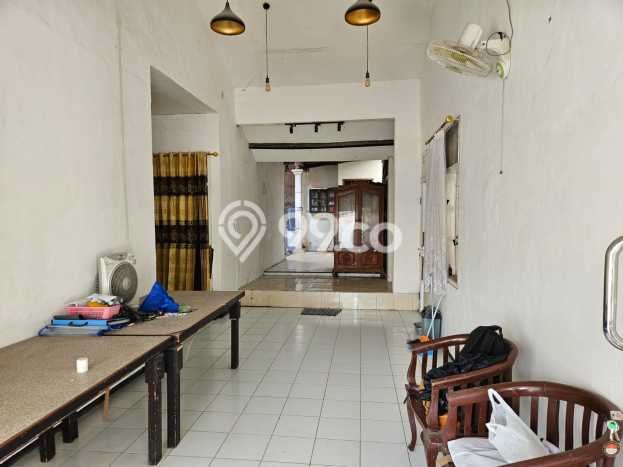 FEATURED! Rumah Asri di Rungkut, LT 180m² Bangunan 150m² FEATURED! Rumah Asri di Rungkut, LT 180m² Bangunan 150m²